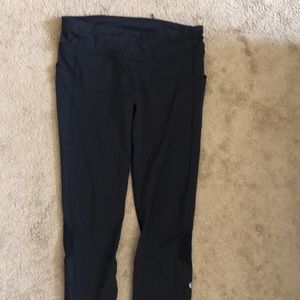 Lululemon capris size 10